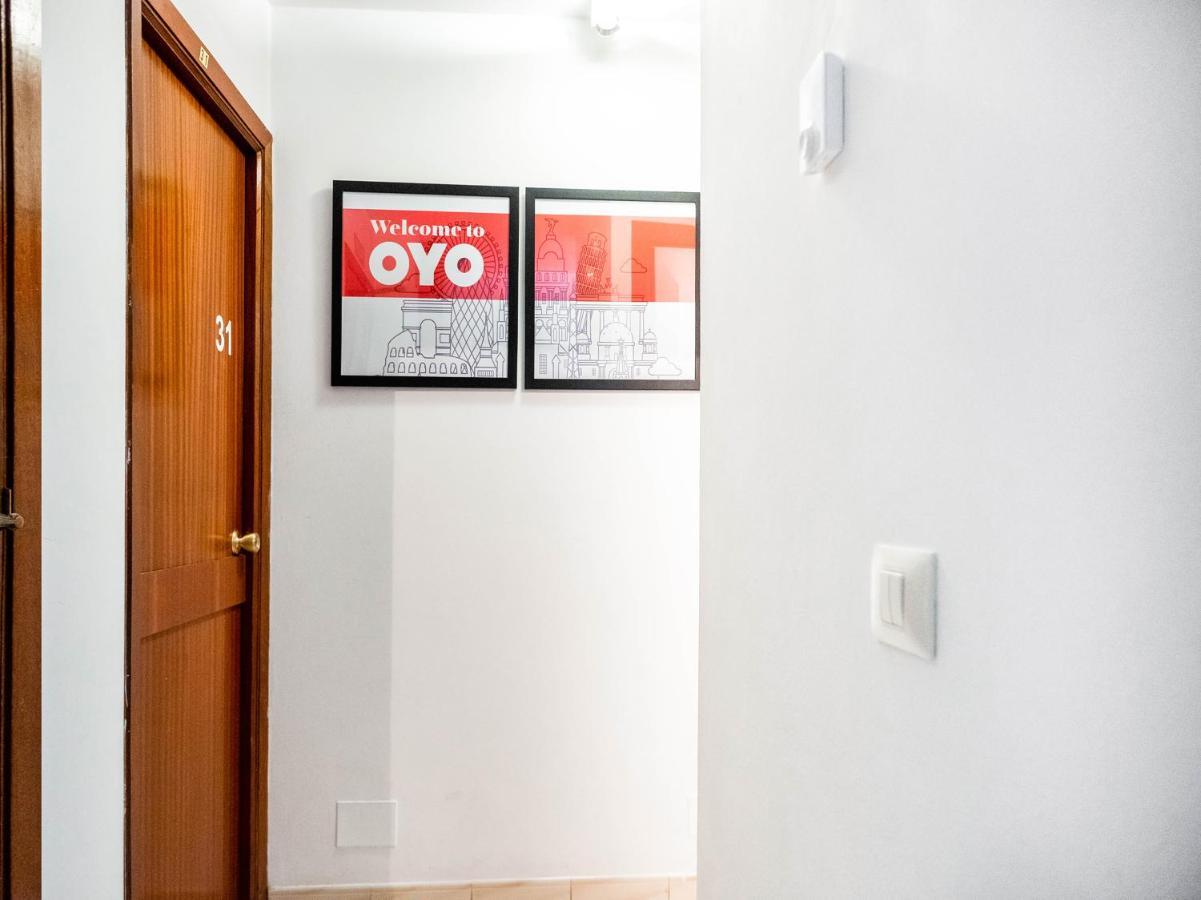 Oyo Hospedaje La Tita 산티아고데콤포스텔라 외부 사진